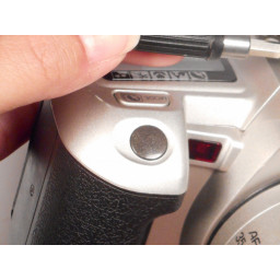 Замена кнопки затвора Minolta QTsi Maxxum
